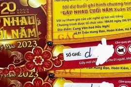 Hỗn loạn vé xem Táo Quân 2024