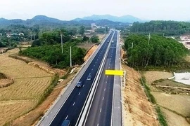 Thu phí cao tốc Nha Trang - Cam Lâm, cao nhất hơn 310.000 đồng/lượt