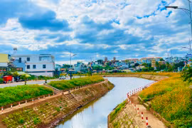 “Suối hoa” Hội Phú