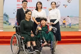 Cuộc chiến với bệnh hiếm: Trong thế giới đơn độc