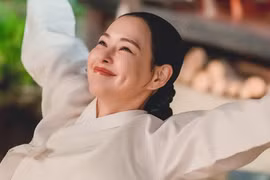 Phim có Hoa hậu Honey Lee mới chiếu đã gấp đôi rating 'Chàng quỷ của tôi'