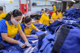 Xây dựng giai cấp công nhân hiện đại, lớn mạnh