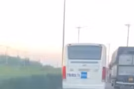 Chủ tịch UBND tỉnh Bình Định quay clip xe tập lái vi phạm, yêu cầu giám đốc sở xử lý