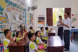 Những mái chèo giữa trùng khơi