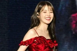 IU được gọi là 'Taylor Swift của Kpop'