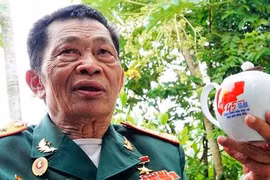 Tìm lại những anh hùng: 'Đồng đội hy sinh cho mình được sống, nên phải sống tốt'