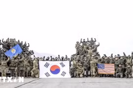 Hàn Quốc, Mỹ và UAE lần đầu tiên tiến hành tập trận chung sử dụng công nghệ cao 
