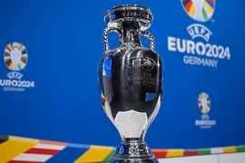 Từ những mùa hè bóng đá...