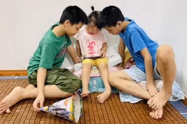 Bộ Y tế đề xuất bỏ quy định mỗi cặp vợ chồng chỉ được sinh 1 hoặc 2 con