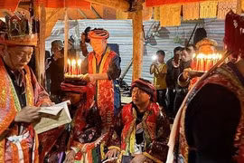 Đi về miền Dao: Bản sắc không chỉ là cái tên