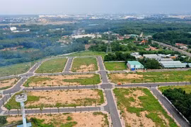 Thị trường đất nền phục hồi chậm, nhà đầu tư chưa 'về bờ'