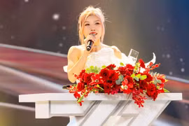 Trang Pháp trở thành quán quân 'Chị đẹp đạp gió rẽ sóng 2023'