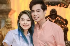 Ca sĩ Thanh Thảo lên tiếng về tin đồn từng yêu đồng giới