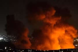 Hezbollah dội loạt tên lửa, Israel tấn công phủ đầu