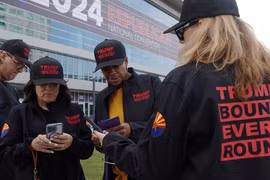 Vụ ám sát sẽ đưa ông Donald Trump trở lại Nhà Trắng?