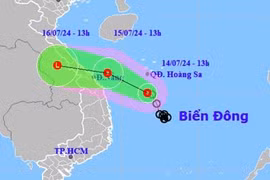 Áp thấp nhiệt đới giật cấp 8 ở Hoàng Sa, hướng vào Quảng Bình - Quảng Ngãi