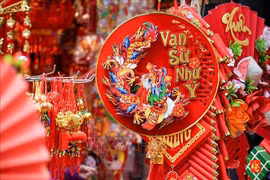 Nguồn gốc và ý nghĩa tục xông đất đầu năm