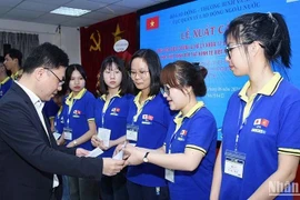 Gần 66.000 người đi làm việc ở nước ngoài trong 5 tháng đầu năm