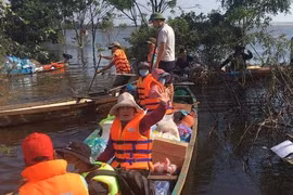 Người miền Trung lên đường ra giúp bà con ở tâm bão Yagi: Trả ân tình những mùa bão lũ trước