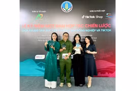 Học bán hàng từ livestreamer