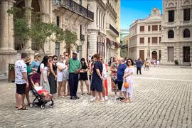 Từ tháng 5, Cuba triển khai hệ thống thị thực điện tử mới dành cho du lịch