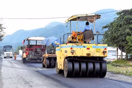 Thi công sửa chữa, nâng cấp quốc lộ 19 đoạn qua huyện Đak Pơ