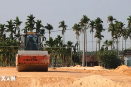 Bình Định: Gỡ 'điểm nghẽn' cao tốc Bắc-Nam đoạn Hoài Nhơn-Quy Nhơn