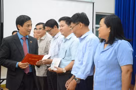 Bế giảng lớp bồi dưỡng cán bộ lãnh đạo, quản lý thuộc diện Ban Thường vụ Tỉnh ủy Gia Lai quản lý 