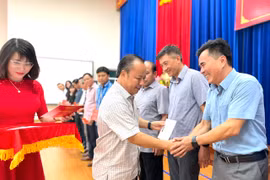 Gia Lai: Bế giảng lớp bồi dưỡng đối với cán bộ thuộc diện Ban Thường vụ Tỉnh ủy quản lý