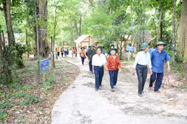 Ban Tuyên giáo Tỉnh ủy Gia Lai tổ chức về nguồn cho hơn 40 đồng chí nguyên cán bộ qua các thời kỳ 