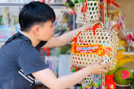 Nét xưa hồn Việt từ giỏ quà mây tre đan