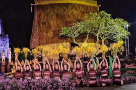 Hội nghị toàn quốc về phát triển các ngành công nghiệp văn hóa Việt Nam