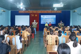 Ra mắt góc tư vấn về giáo dục trước hôn nhân tại thị xã Ayun Pa