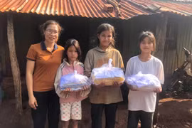 Hội LHPN ở Gia Lai huy động hơn 2 tỷ đồng tiếp sức học sinh nghèo đến trường