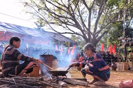 Phục dựng lễ mừng lúa mới ở làng Đak Mong