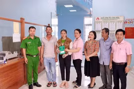 Đak Pơ: 2 gia đình hội viên phụ nữ có người thân vừa chấp hành xong án phạt tù được vay vốn làm ăn