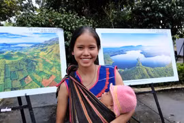 Khai mạc sự kiện “Chuyện bên dòng sông Ba”