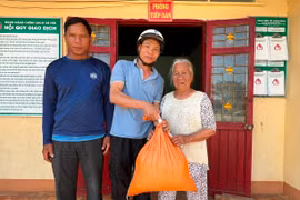 Gia Lai hoàn thành cấp phát gạo cứu đói cho 9.920 hộ nghèo dịp Xuân Giáp Thìn 2024