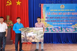 Chư Sê thành lập Công đoàn cơ sở Công nghệ xanh