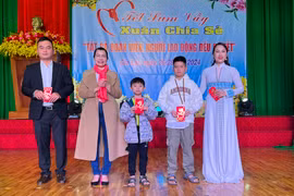 Liên đoàn Lao động tỉnh tổ chức Đêm Giao lưu văn nghệ Mừng Đảng mừng xuân