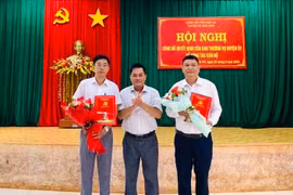 Đak Đoa công bố quyết định điều động, bổ nhiệm 6 cán bộ