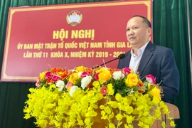 Phó Bí thư Tỉnh ủy Rah Lan Chung: Tiếp tục thực hiện có hiệu quả cuộc vận động về thay đổi nếp nghĩ, cách làm 