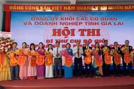 12 thí sinh tham gia Hội thi Bí thư chi bộ giỏi cấp Đảng bộ Khối 