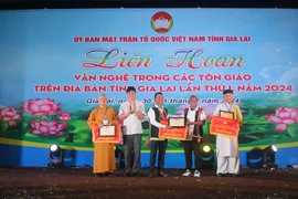 Đạo Tin lành đạt giải nhất toàn đoàn tại Liên hoan văn nghệ các tôn giáo lần thứ nhất 