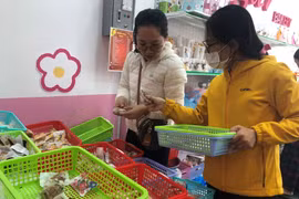 Thực phẩm nhà làm đắt khách dịp Tết 