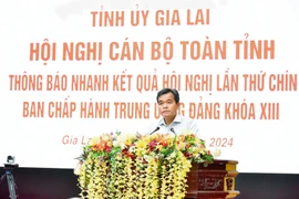 Gần 2.400 cán bộ toàn tỉnh nghe thông báo nhanh kết quả hội nghị lần thứ 9 