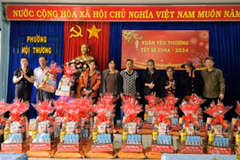 Pleiku: Vận động hơn 3,2 tỷ đồng chăm lo Tết cho người dân 