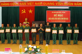 Gia Lai: Bế mạc khóa huấn luyện chiến sĩ mới năm 2023 