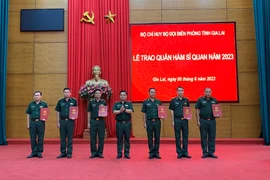 Bộ đội Biên phòng Gia Lai: Trao quân hàm sĩ quan năm 2023