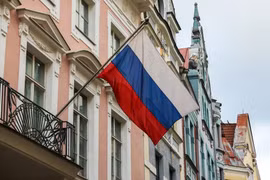 Estonia trục xuất đại sứ Nga, đáp trả hành động tương tự